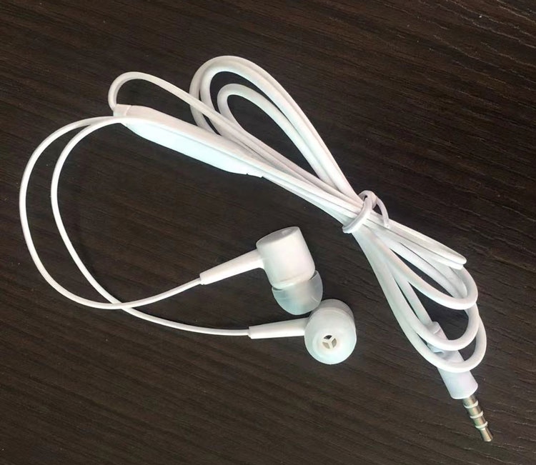 D21 Stereo Earphones 4